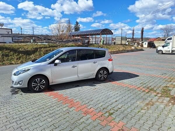 Albastru Utilizat 2010 Renault Grand Scénic III Monovolum | 4.100 EUR (Puțin scump) - Imagine 1/3