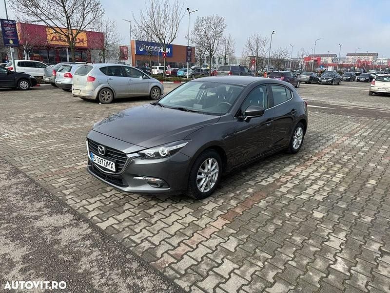 Second-hand Mazda 3 120 CP (88 kW) 2017 Culoaregri Hatchback