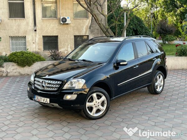 Negru metalizat Utilizat 2008 Mercedes ML280 SUV | 5.650 EUR (Preț OK) - Imagine 1/4