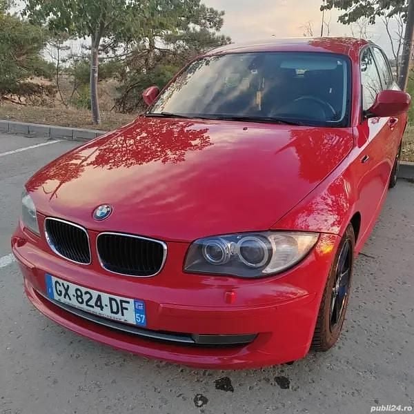 Rosu Second-hand 2011 BMW 120 Hatchback | 5.500 EUR - Imagine 1/4