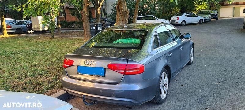Second-hand Audi A4 143 CP (105 kW) 2013 Culoaregri Berlinǎ