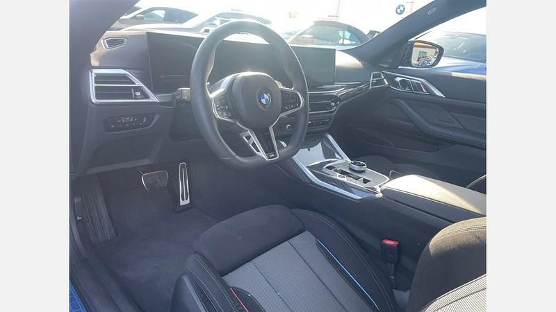 Negru sapphire metalizat Utilizat 2025 BMW 420 Comfort Edition Coupe | 60.113 EUR - Imagine 1/4