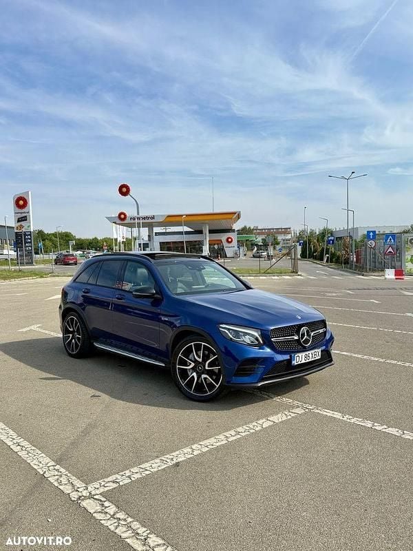Culoarealbastru Utilizat 2019 Mercedes GLC43 AMG AMG SUV | 37.500 EUR (Preț OK) - Imagine 1/4