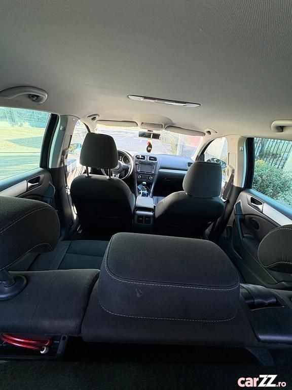 Second-hand VW Golf VI 122 CP (89 kW) 2011 Negru Hatchback