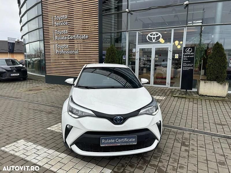 Second-hand Toyota C-HR 122 CP (89 kW) 2021 Culoarealb SUV