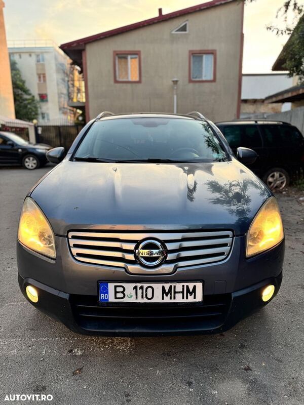 Gri Utilizat 2009 Nissan Qashqai +2 Tekna SUV | 5.200 EUR (Preț OK) - Imagine 1/4