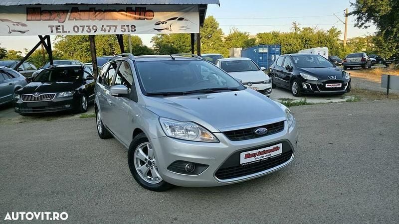 Gri Utilizat 2010 Ford Focus Ambiente Break | 2.999 EUR (Preț OK) - Imagine 1/4