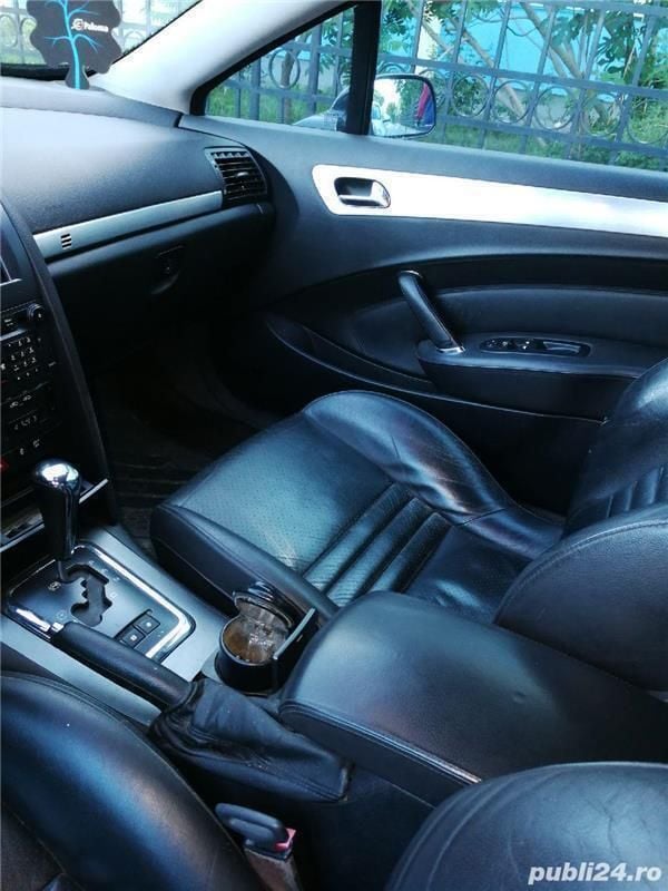Negru Utilizat 2006 Peugeot 407 Coupe Coupe | 1.400 EUR - Imagine 1/4