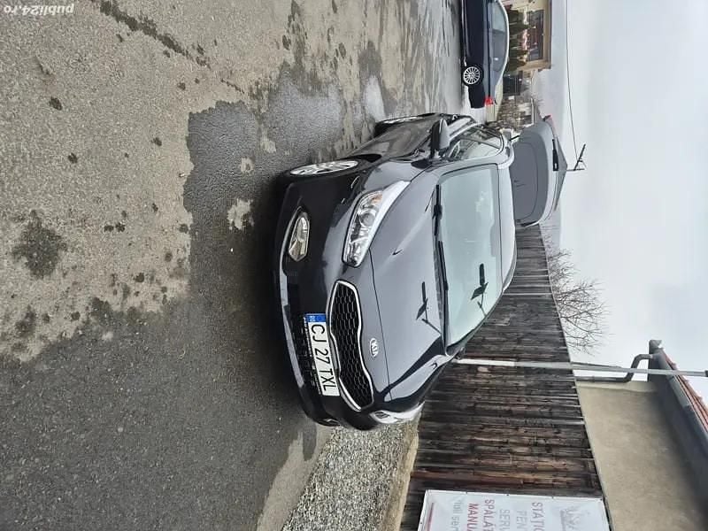 Negru Second-hand 2013 Kia Ceed Hatchback | 5.900 EUR (Preț OK) - Imagine 1/4