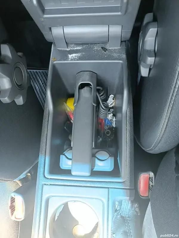 Second-hand Volvo V70 163 CP (119 kW) 2003 Rosu Break