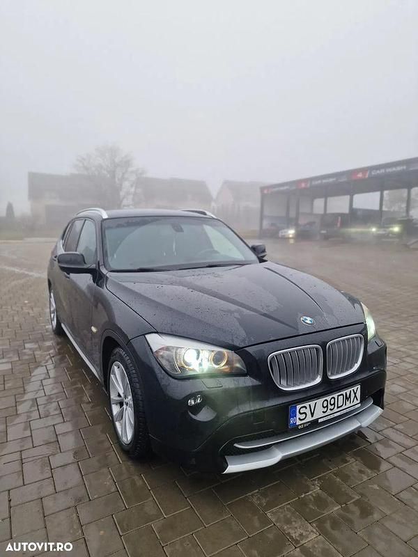 Culoarenegru Utilizat 2010 BMW X1 Sport Line SUV | 9.000 EUR (Scump) - Imagine 1/4