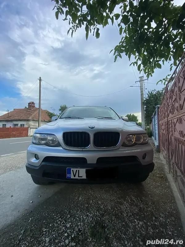 Gri Utilizat 2004 BMW X5 SUV | 5.500 EUR - Imagine 1/4