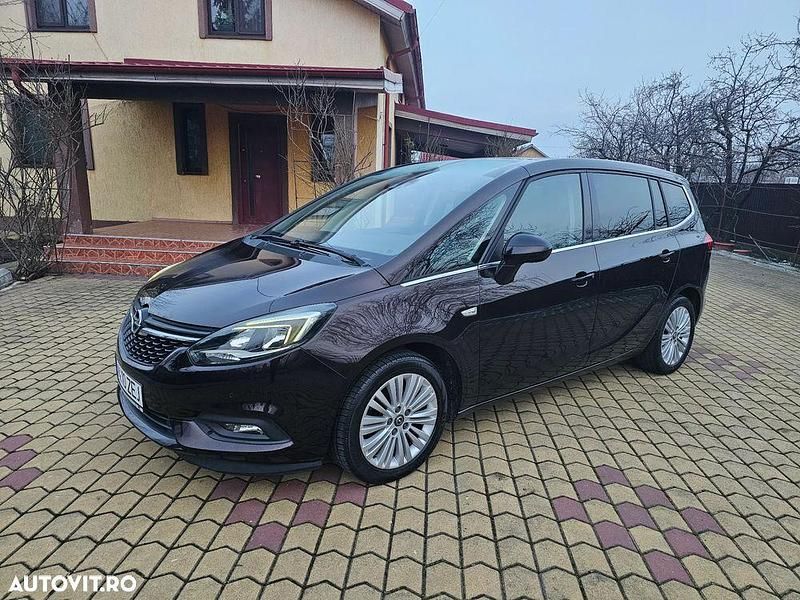 Second-hand Opel Zafira Tourer Business Edition 136 CP (100 kW) 2017 Culoaremaro Monovolum