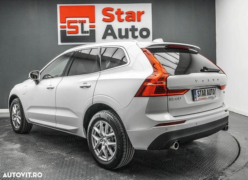 Second-hand Volvo XC60 Momentum 303 CP (222 kW) 2019 Culoarealb SUV