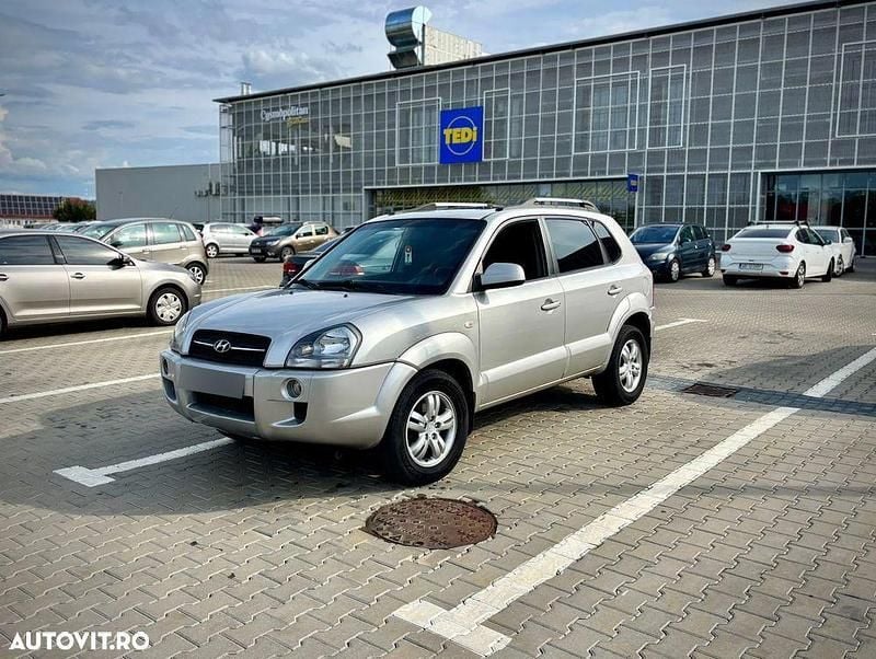 Culoaregri Utilizat 2006 Hyundai Tucson SUV | 4.599 EUR (Preț OK) - Imagine 1/4