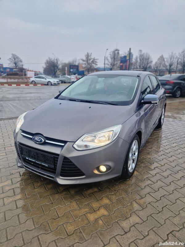 Utilizat 2011 Ford Focus Hatchback | 3.790 EUR (Preț OK) - Imagine 1/4