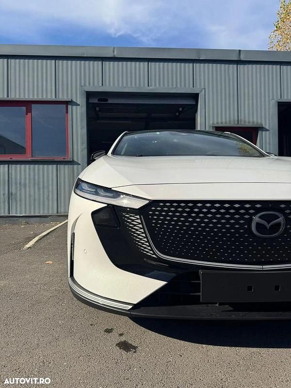 Nouă Mazda 6e Takumi-Line 180 kW (245 CP) 2025 Culoaregri Berlinǎ