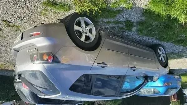 Utilizat 2006 Mazda 3 Hatchback | 1.500 EUR (Preț bun) - Imagine 1/4