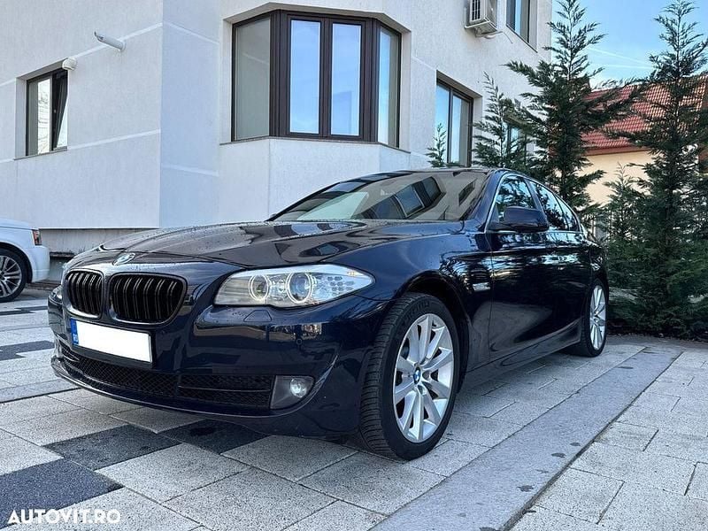 Culoarealbastru Second-hand 2014 BMW 525 Berlinǎ | 10.999 EUR (Super Preț) - Imagine 1/4