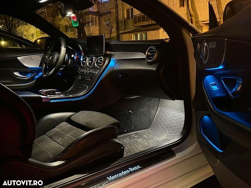 Second-hand Mercedes C250 204 CP (150 kW) 2018 Culoarealb Coupe