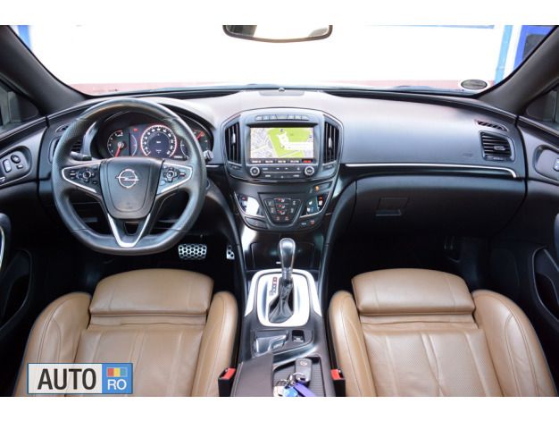 Verde Utilizat 2015 Opel Insignia Hatchback | 14.990 EUR - Imagine 1/4