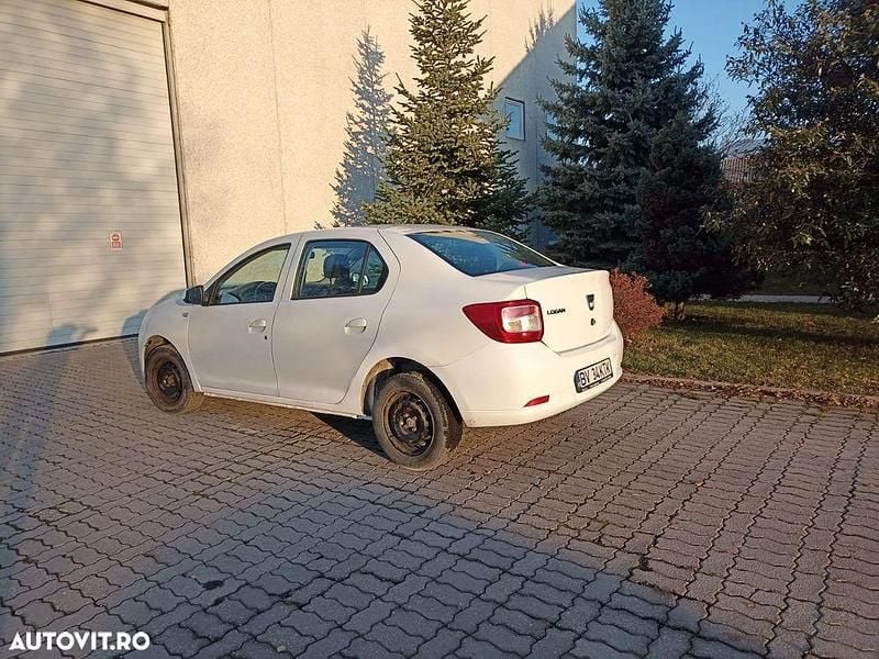 Second-hand Dacia Logan 75 CP (55 kW) 2013 Culoarealb Berlinǎ