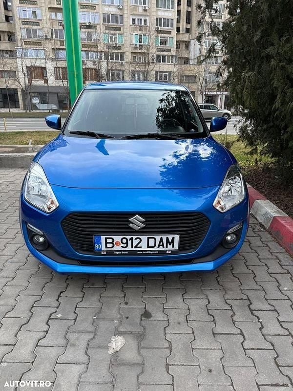 Second-hand Suzuki Swift 90 CP (66 kW) 2018 Culoarealbastru Hatchback