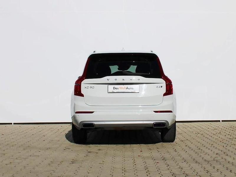 Second-hand Volvo XC90 Momentum 250 CP (183 kW) 2020 Albmetalicperleffect SUV