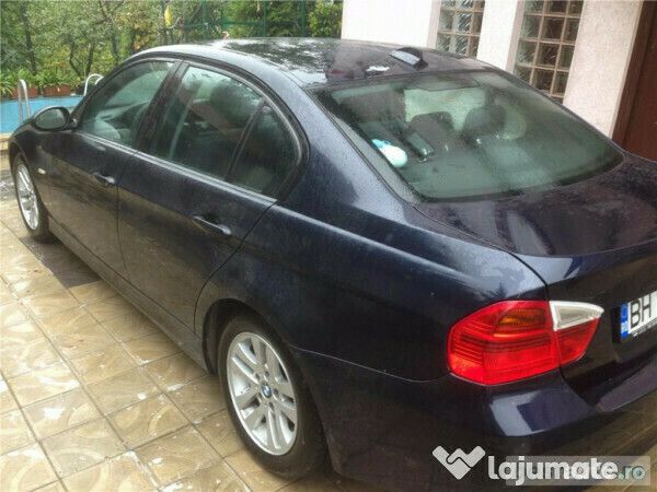 Albastru Utilizat 2007 BMW 318 Berlinǎ | 9.900 EUR - Imagine 1/4