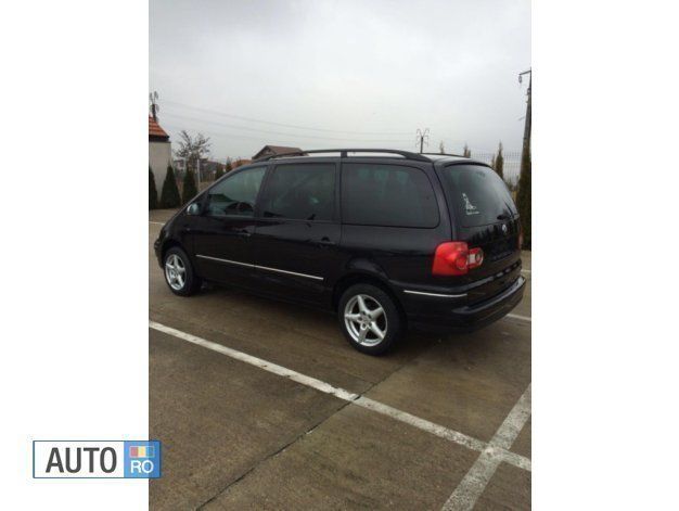 Second-hand VW Sharan 131 CP (96 kW) 2004 Negru Monovolum