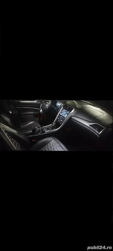 Negru Utilizat 2016 Ford Mondeo Vignale Berlinǎ | 14.500 EUR - Imagine 1/4