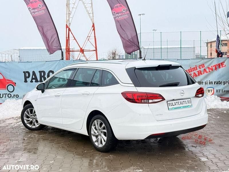 Second-hand Opel Astra Business Elegance 122 CP (89 kW) 2021 Culoarealb Break