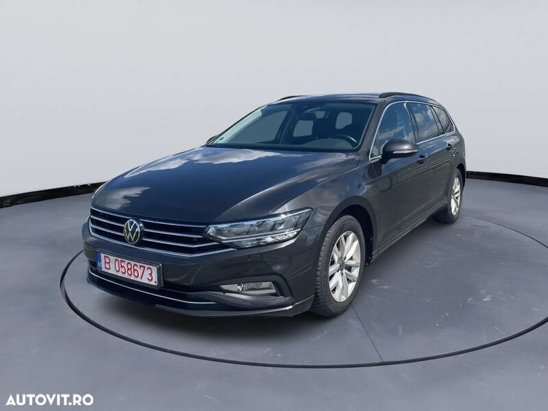 Gri Utilizat 2023 VW Passat Business Break | 19.217 EUR (Preț bun) - Imagine 1/4