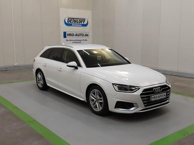 Utilizat 2020 Audi A4 Advanced Break | 25.771 EUR (Puțin scump) - Imagine 1/1