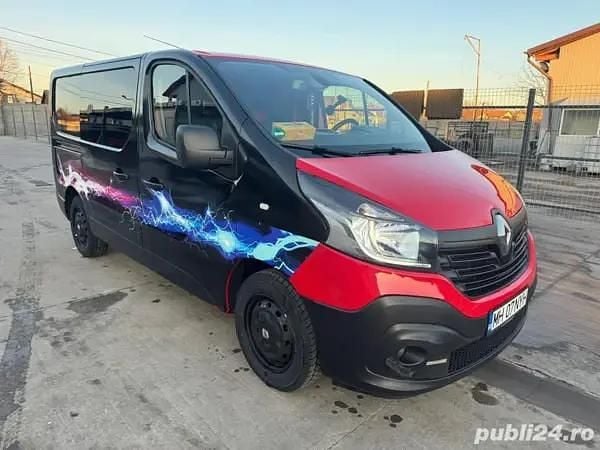 Utilizat 2019 Renault Trafic Monovolum | 11.000 EUR (Super Preț) - Imagine 1/4