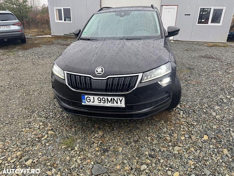 Culoarenegru Utilizat 2018 Skoda Karoq Selection SUV | 19.999 EUR (Super Preț) - Imagine 1/4