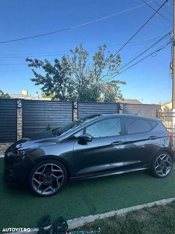 Culoaregri Utilizat 2020 Ford Fiesta ST Hatchback | 16.999 EUR - Imagine 1/4