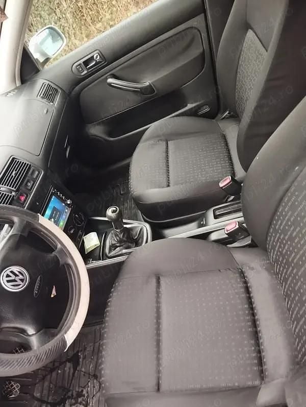 Utilizat 2002 VW Golf IV Berlinǎ | 700 EUR (Preț bun) - Imagine 1/4