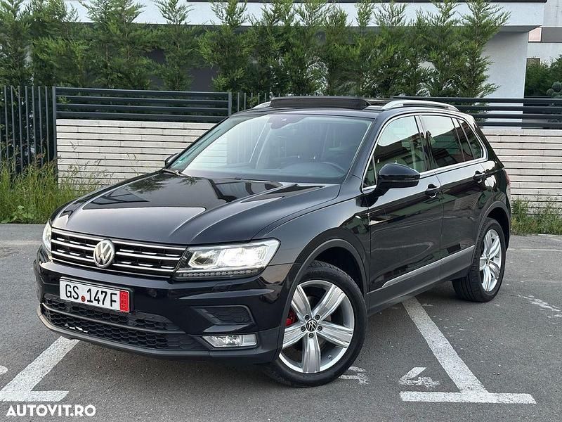 Culoarenegru Utilizat 2017 VW Tiguan Highline SUV | 16.850 EUR (Preț bun) - Imagine 1/4