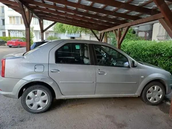 Utilizat 2009 Dacia Logan Berlinǎ | 3.300 EUR (Puțin scump) - Imagine 1/4