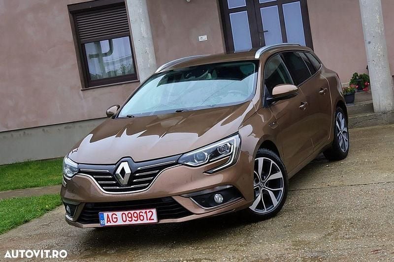 Culoaremaro Utilizat 2017 Renault Mégane GrandTour Bose Edition Break | 8.950 EUR (Preț OK) - Imagine 1/4