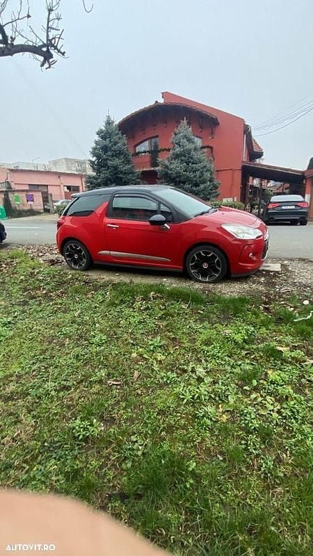 Culoarerosu Utilizat 2011 Citroën DS3 Sport Chic Hatchback | 2.980 EUR - Imagine 1/4
