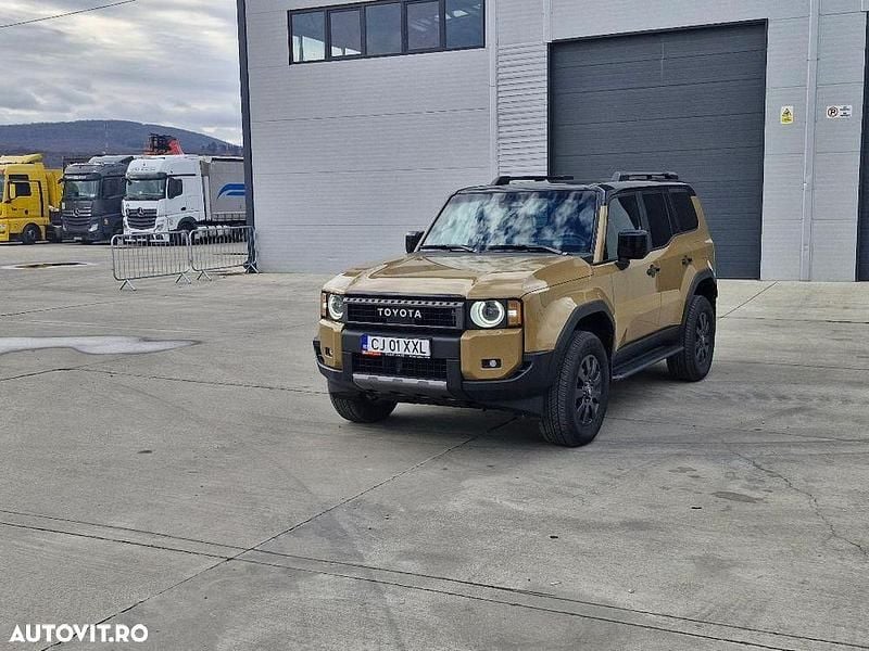 Second-hand Toyota Land Cruiser Luxury 204 CP (150 kW) 2025 Culoaregalbeuriu SUV