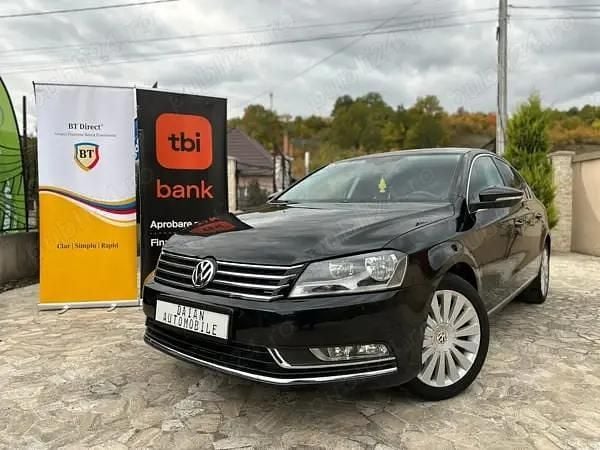 Negru Utilizat 2011 VW Passat Comfortline Berlinǎ | 6.350 EUR (Preț OK) - Imagine 1/4