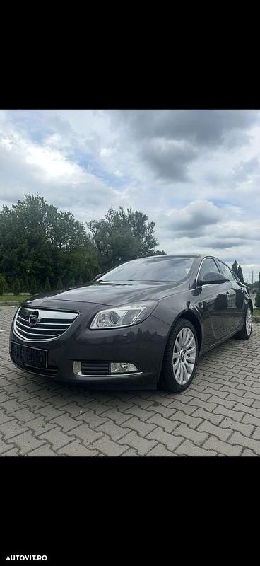 Culoaregri Utilizat 2011 Opel Insignia Sport Berlinǎ | 3.500 EUR (Preț bun) - Imagine 1/4