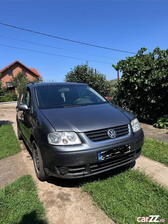 Utilizat 2005 VW Touran Monovolum | 1.600 EUR - Imagine 1/4