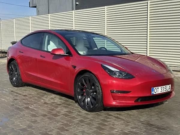 Second-hand Tesla Model 3 Performance 377 kW (513 CP) 2022 Berlinǎ
