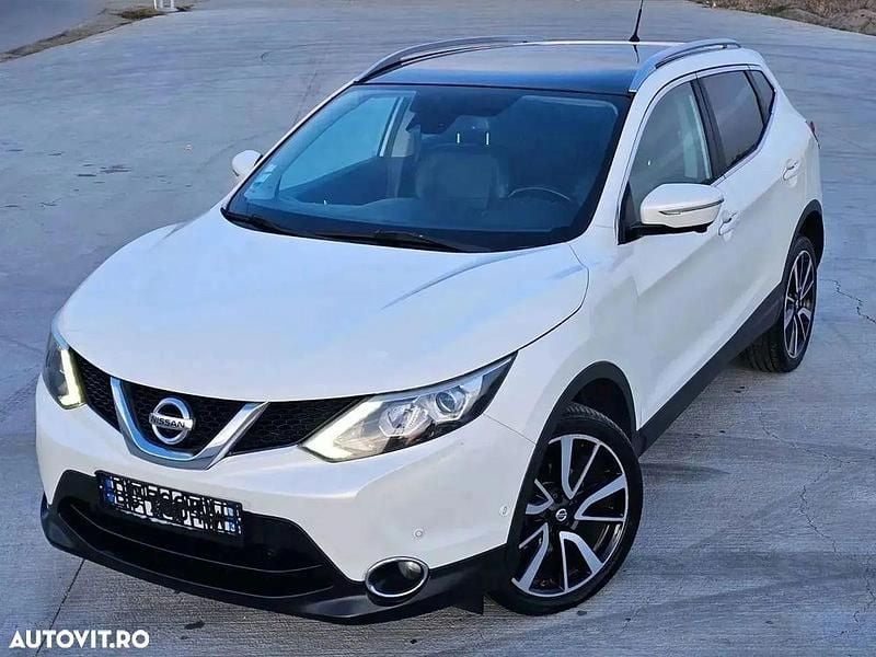 Culoarealb Utilizat 2015 Nissan Qashqai Tekna SUV | 10.850 EUR (Preț OK) - Imagine 1/4