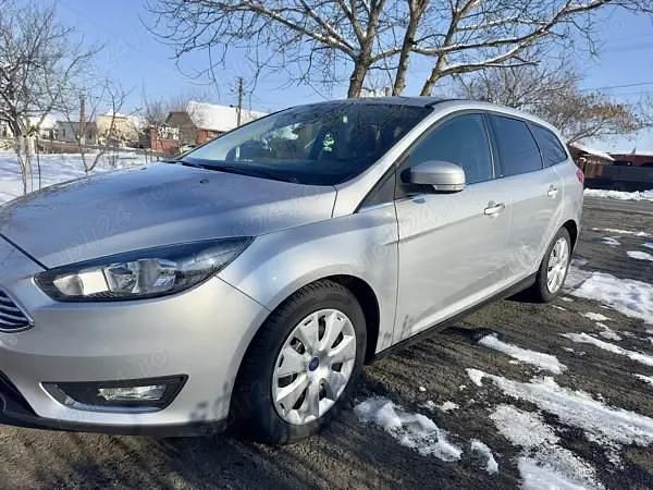 Second-hand Ford Focus Titanium 125 CP (91 kW) 2016 Gri Break