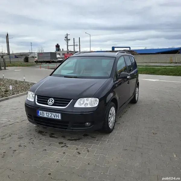 Utilizat 2007 VW Touran Monovolum | 2.999 EUR (Preț OK) - Imagine 1/4